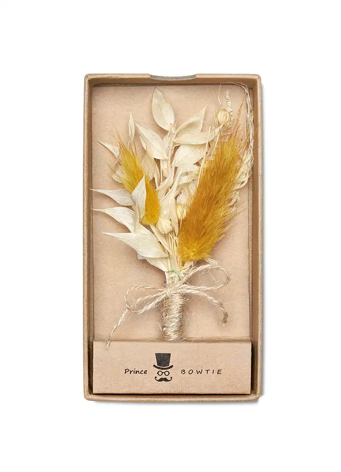 Wedding boutonniere made of dried flowers