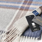 (Dunkelblau) Cashmere Schal 100% Kaschmir – Detailansicht Prince Bowtie Label