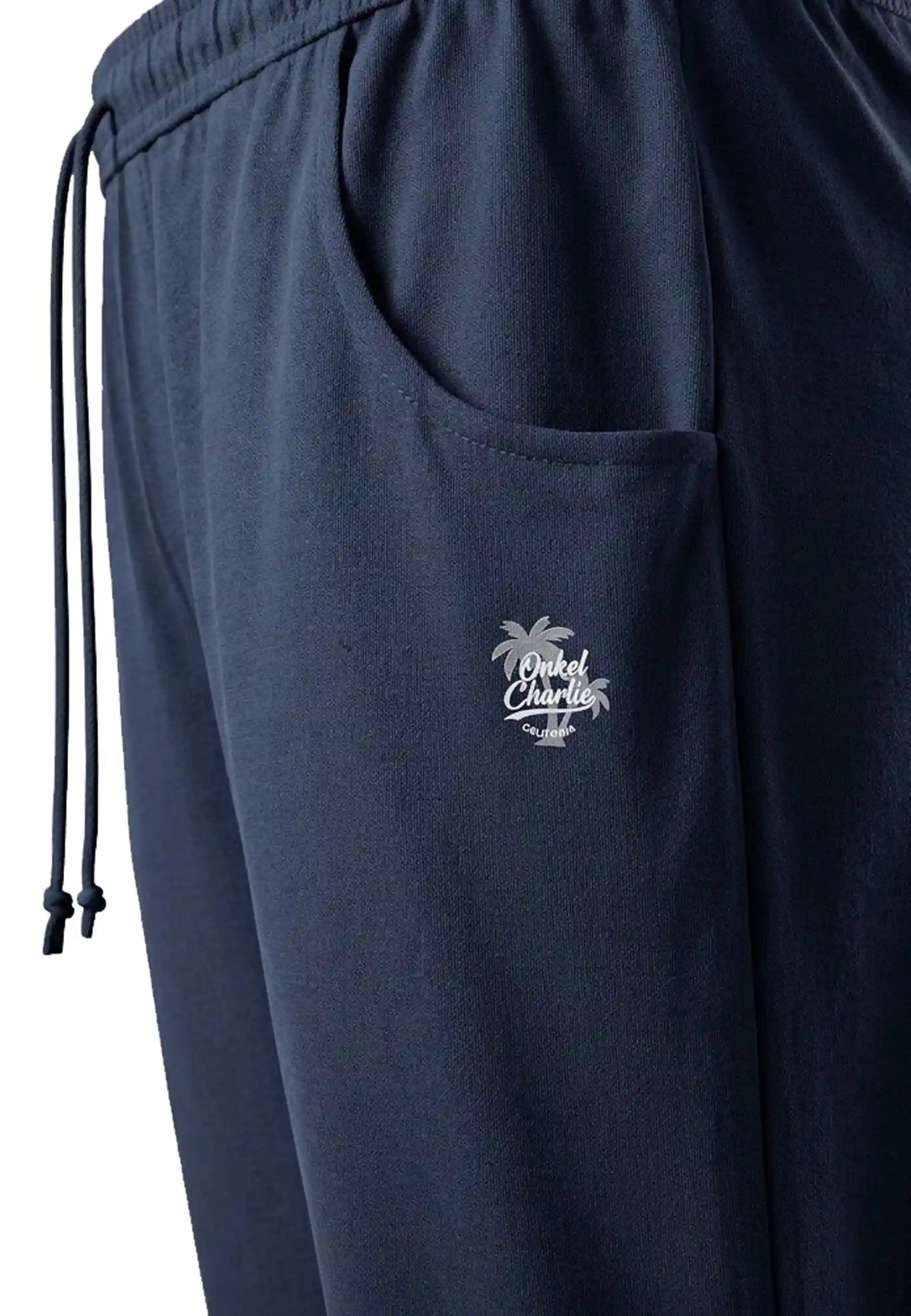 (Dunkelblau) Herren Lounge Hose – Detail Seitentasche und Onkel Charlie Print