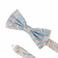 (Beige) Fliege Paisley-Muster Baumwolle – Detailansicht mit verstellbarem Größenband