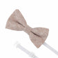 (Beige) Kids Fliege Leinen – Detailansicht mit Gummiband