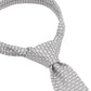 (Silber) Hochzeitskrawatte Kreise – Detailansicht gebundener Knoten