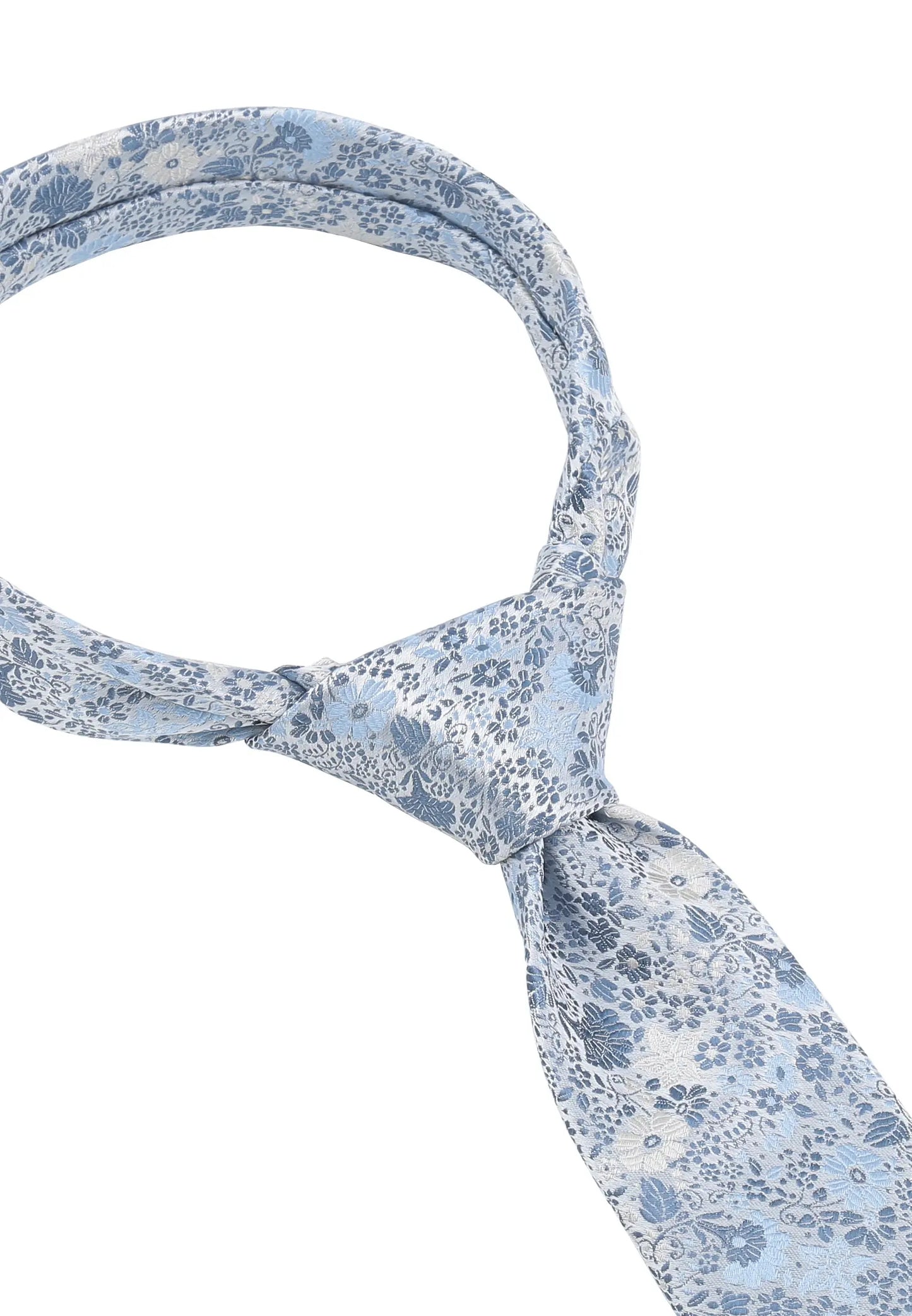 (Hellblau) Hochzeitskrawatte Floral – Detailansicht gebundener Knoten