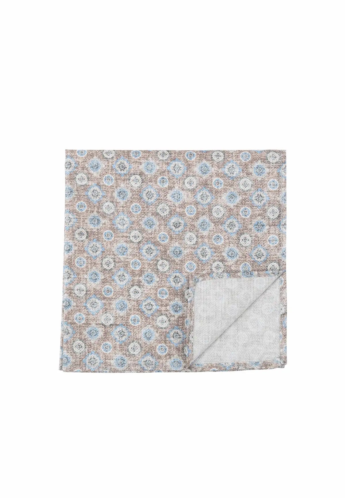 (Beige) Einstecktuch Medaillon Baumwolle – Detailansicht Saumverarbeitung