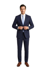 (Hellblau) seidenkrawatte herren uni überlänge getragen ganzkörper look mit navy anzug