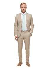 (Mint) seidenkrawatte herren pastell getragen ganzkörper look